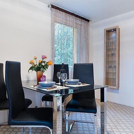 Apartman Vrane Vrane nad Vltavou Екстер'єр фото